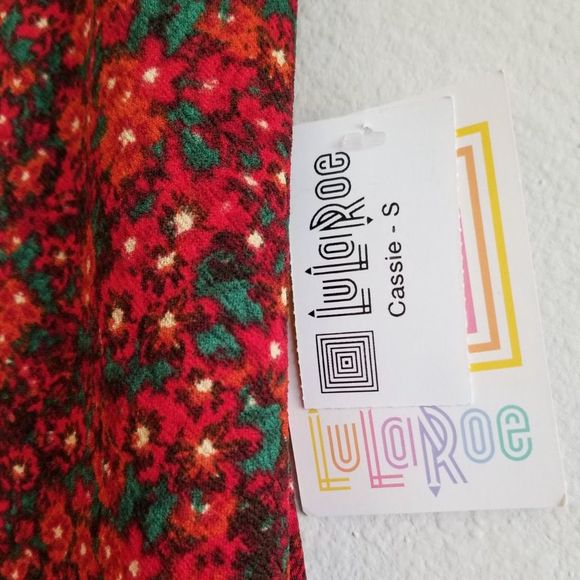 Small LuLaRoe Cassie Skirt - Picture 2 of 6